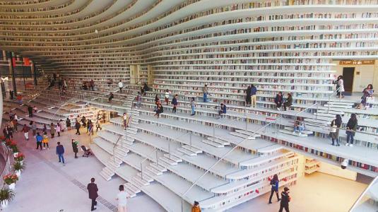 图书馆就像天堂一样