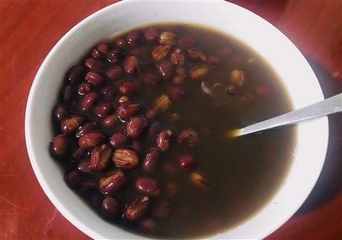 多喝红豆汤可以养血通气