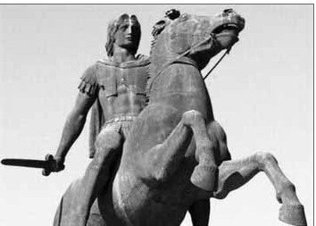 亚历山大大帝[亚历山大大帝（公元前356年7月20日至公元前6月10日，公元前323年）]，古代马其顿国王，亚历山大大帝，是古代世界历史上著名的军事战略家和政治家，也是欧洲历史上最伟大的军事天才是欧洲历史上四位最伟大的军事指挥官（亚历山大大帝，汉尼拔，凯撒大帝，拿破仑）的负责人。他足智多谋。在担任马其顿国王的短短13年中，他用自己的英勇和策略来征服，首先在整个希腊确立了统治地位，然后摧毁了波斯帝国。在横跨欧洲和亚洲的广阔土地上，建立了一个以巴比伦为首都的庞大帝国，其起点是西面的希腊和马其顿，东面的印度河谷，南面的尼罗河的第一个瀑布，以及北部是瑶沙水。亚历山大的东方探险队取得了前所未有的辉煌成就，对被征服地区造成了一定的伤害，但同时也促进了东西方文化的交流和经济发展，对人类社会的发展产生了重大影响。 。亚历山大死后，亚历山大帝国瓦解。