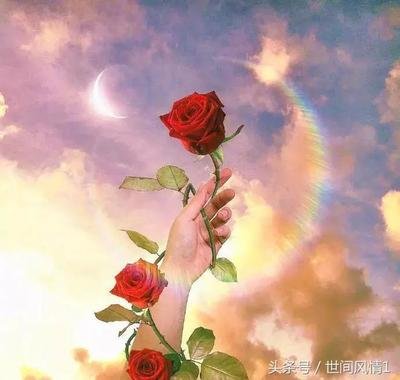 12.给你一束玫瑰，手拉手浪漫地前进；在你和我的心中给你一个微笑，甜蜜；给你一点拥抱，让幸福顺风顺水；没有承诺，没有彼此，真爱伴随着一生。