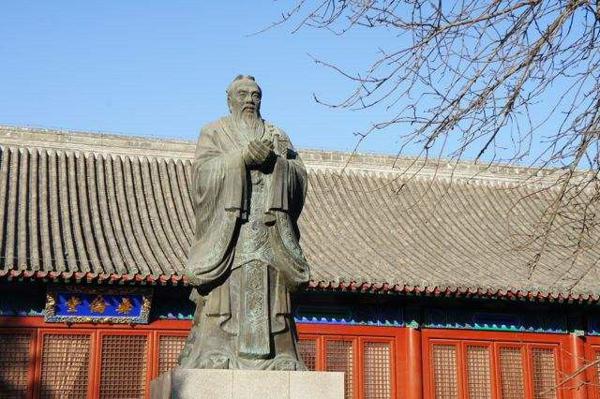 孔子是中国著名的思想家和教育家