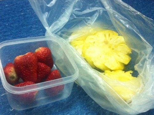 我们生活在这个世界上