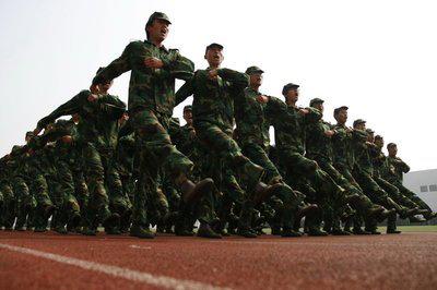 军事训练是地狱