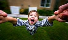 形容孩子玩的开心的句子