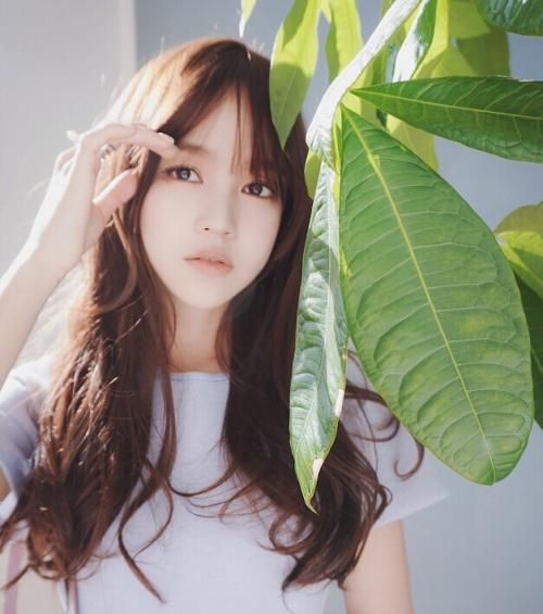 请欣赏编辑所编的关于那个女孩要我哄她开心的句子