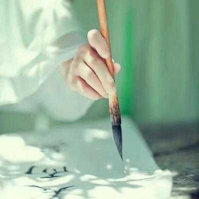 让我们看一下编辑器编辑的快乐和快乐的句子