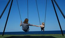 形容荡秋千开心的句子