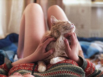 我发现一位同学总是脚