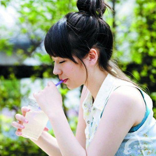 您微笑的眼睛就像星星照耀在我心中