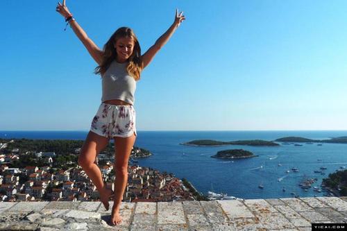 如何形容人们的快乐