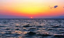 面对大海心静的句子