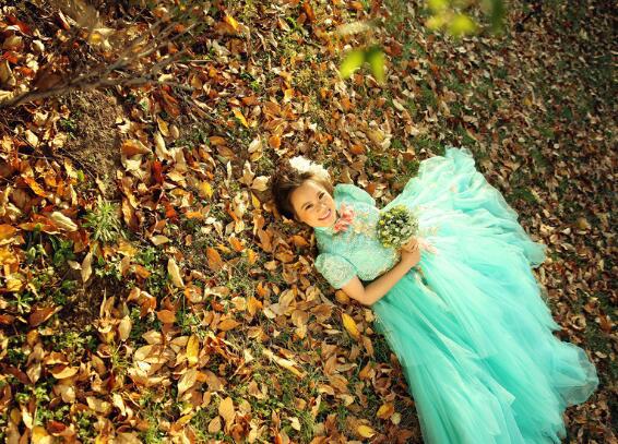 无论我们爱还是怀念它