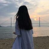 每个女孩最害怕对曾经信任的男孩感到失望