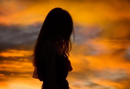 以下是每个人都为恋人编写的悲伤而令人失望的句子