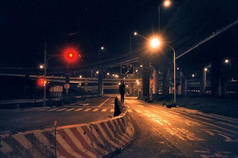 一个人的悲伤句子 1