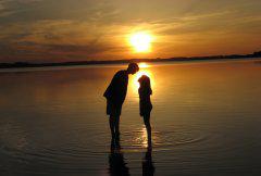 有些人通过破坏自己的身体来寻求幸福