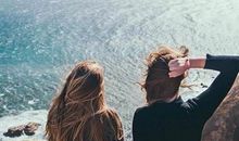 姐妹一起旅游开心的句子