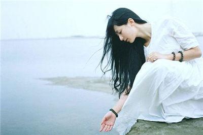 以下是爱情绝望的美丽句子