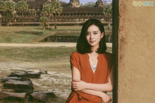 给脸部贴上时间