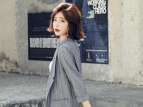 真正的友谊是成长缓慢的植物