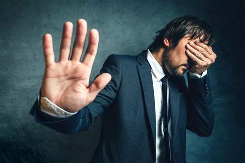 但我从未后悔过我总是坚持要责怪和责备我的狗选择错误的方式并看到错误的人