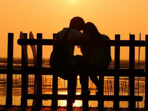 请欣赏由编辑组织的美丽句子