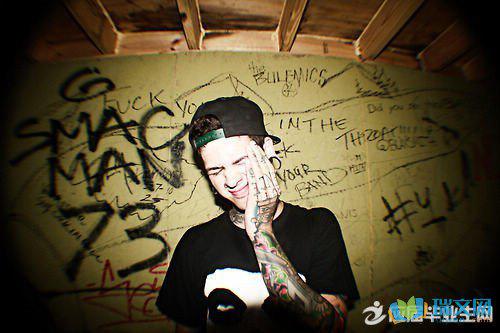 简介：在世界上