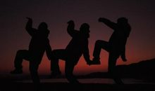 形容兄弟情深开心的句子