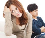 据说婚姻是爱情的坟墓