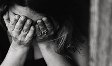 形容莫名心烦的句子想哭