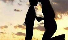 赞美母爱的句子