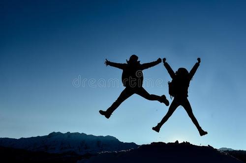 编辑编辑了一些今天下午特别高兴的句子