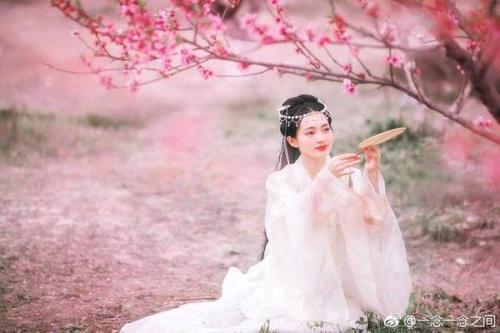 热爱红色的尘土