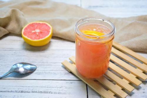 编辑编辑了一些关于冬天的有趣而快乐的句子