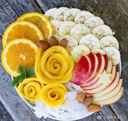 请享受由编辑组织的有关老人微笑的快乐句子