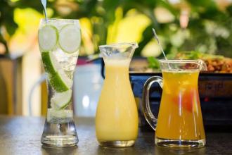 让我们看一下编辑编写的书中有关情感的句子