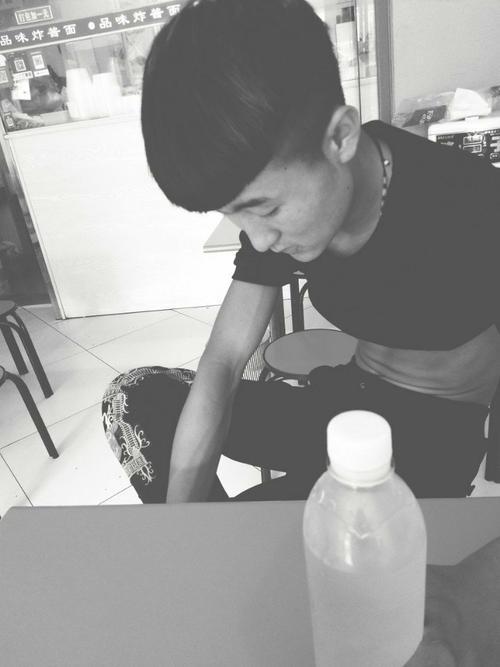 它使一个人从清醒到肮脏