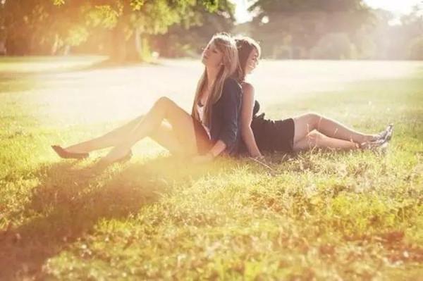 人与人之间的友谊凝聚了大多数人的心