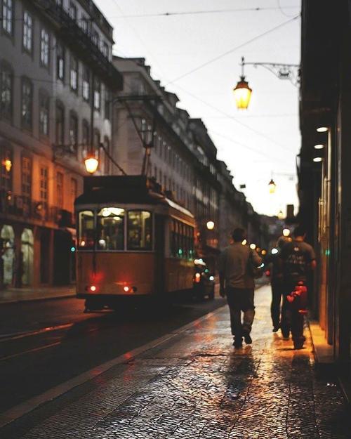 不疲倦甚至不寒而栗