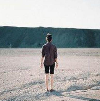 丈夫对自己不想见的妻子感到非常失望