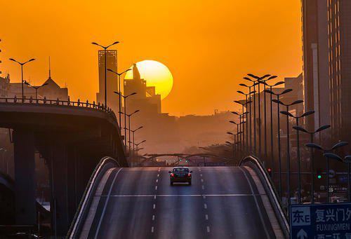 做一个可悲的智者最好是一个快乐的傻瓜