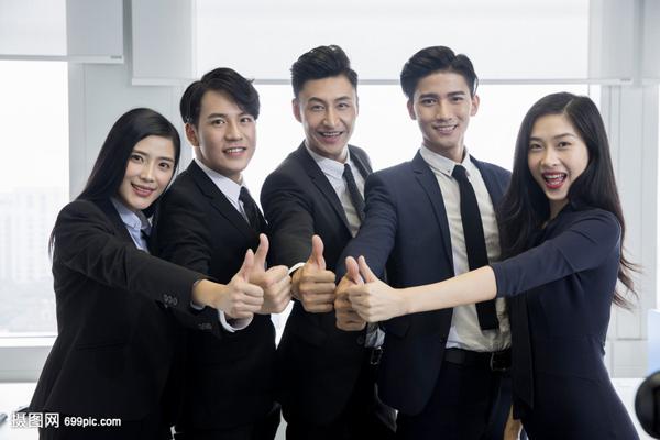 傲慢押韵的群体口号是什么