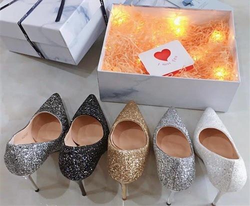 高跟鞋是女性的武器