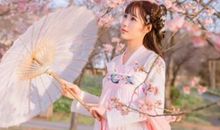 古风经典语句：醉卧花间且听风，横笛吹雪为一人