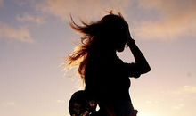 旅游的开心的句子