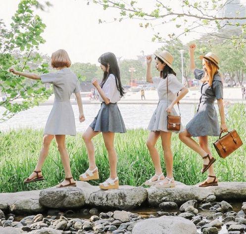 小编整理了一些关于与女友开心的朋友圈的句子