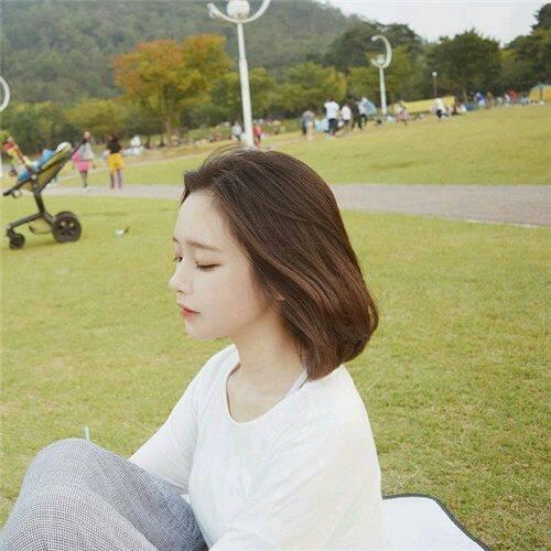 请享受由编辑组织的有关每天表达幸福的句子