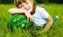 经典幽默句子：迟早会有一个眼瞎的看上你然后对你好得没话说