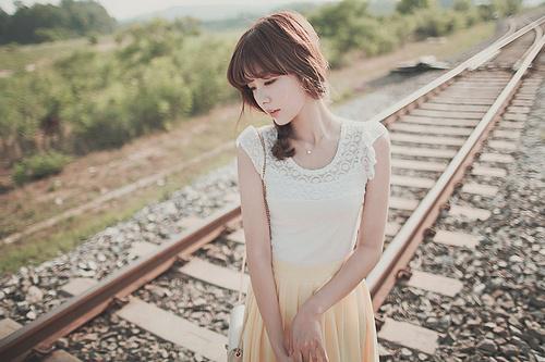 你的笑容摇摇晃晃