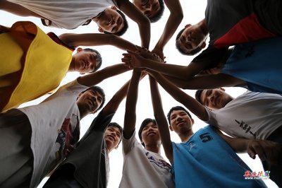 以下是小编组织的问候